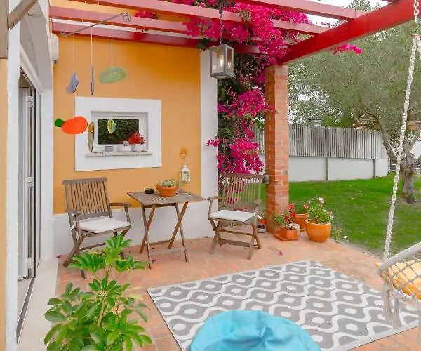 Дом отдыха Casa Da Foz - Charming House Фош-ду-Арелью